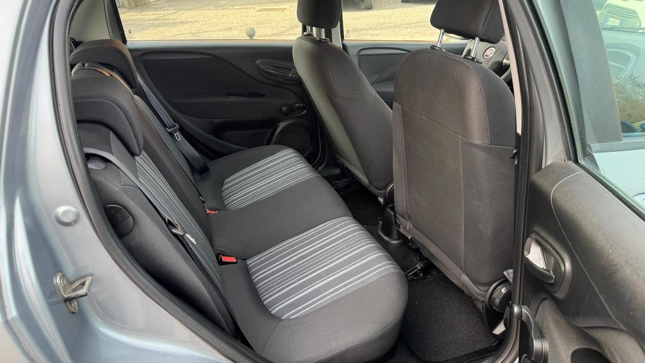 Fiat Punto Evo 1.4 5 porte S&S Blue&Me