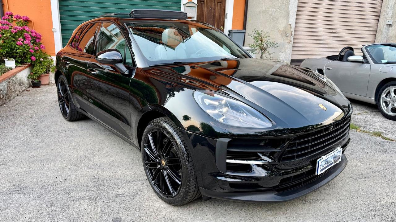 Porsche Macan 2.0 245cv. IPER FULL
