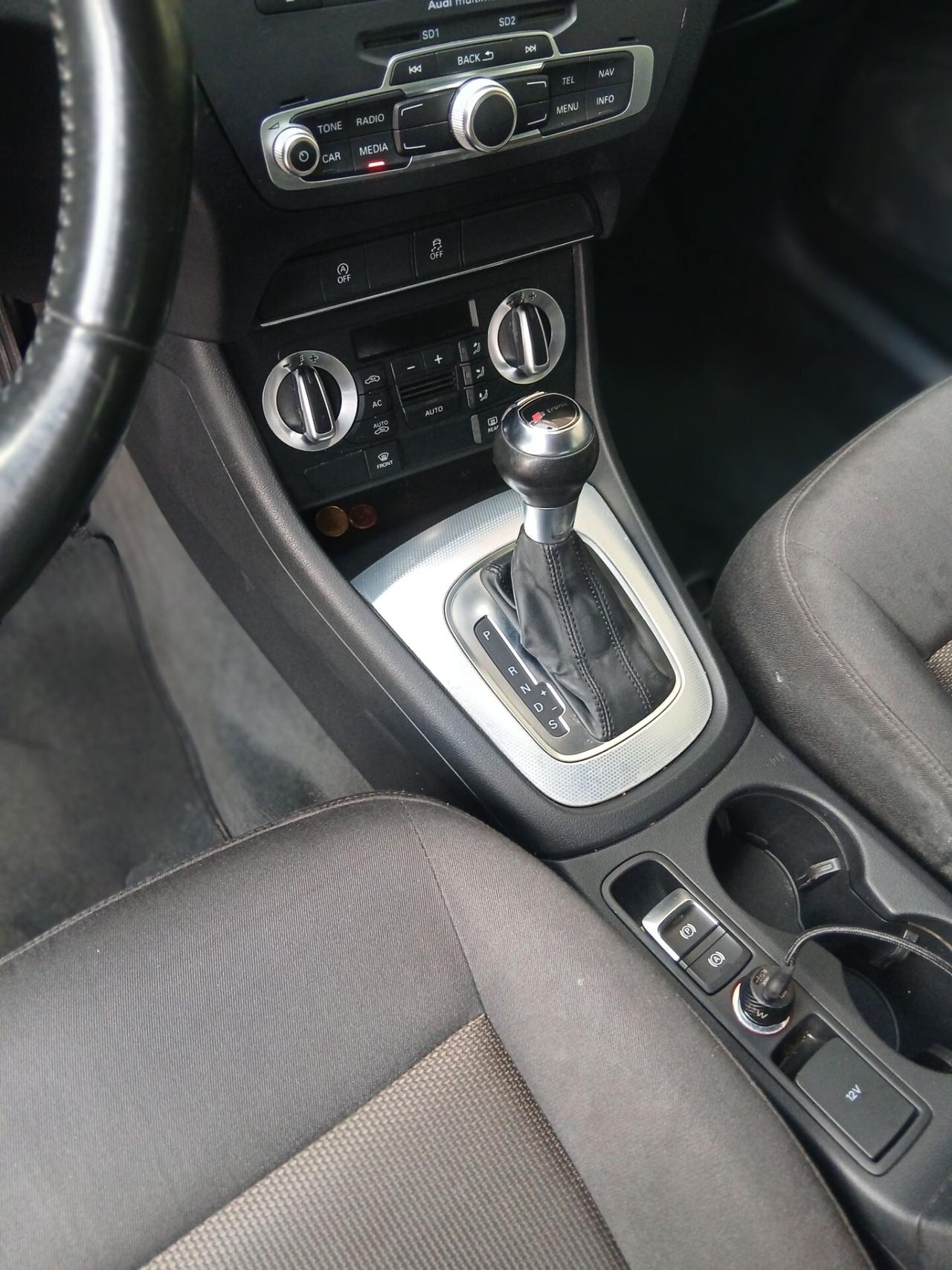 Audi Q3 35 TDI S tronic Business