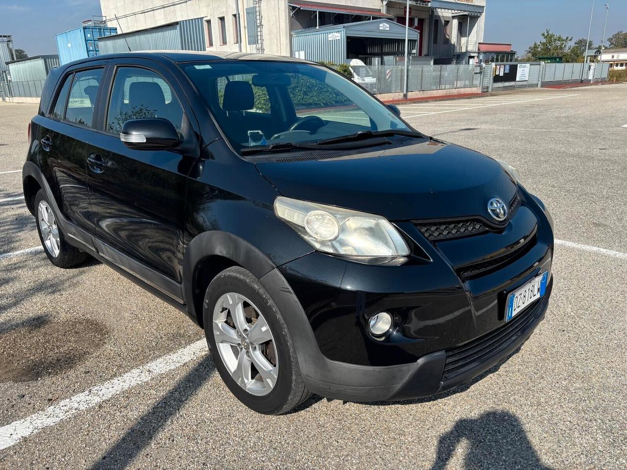 Toyota Urban Cruiser 1.4 D-4D AWD Luxury TAGLIANDI CERTIFICATI TOYOTA
