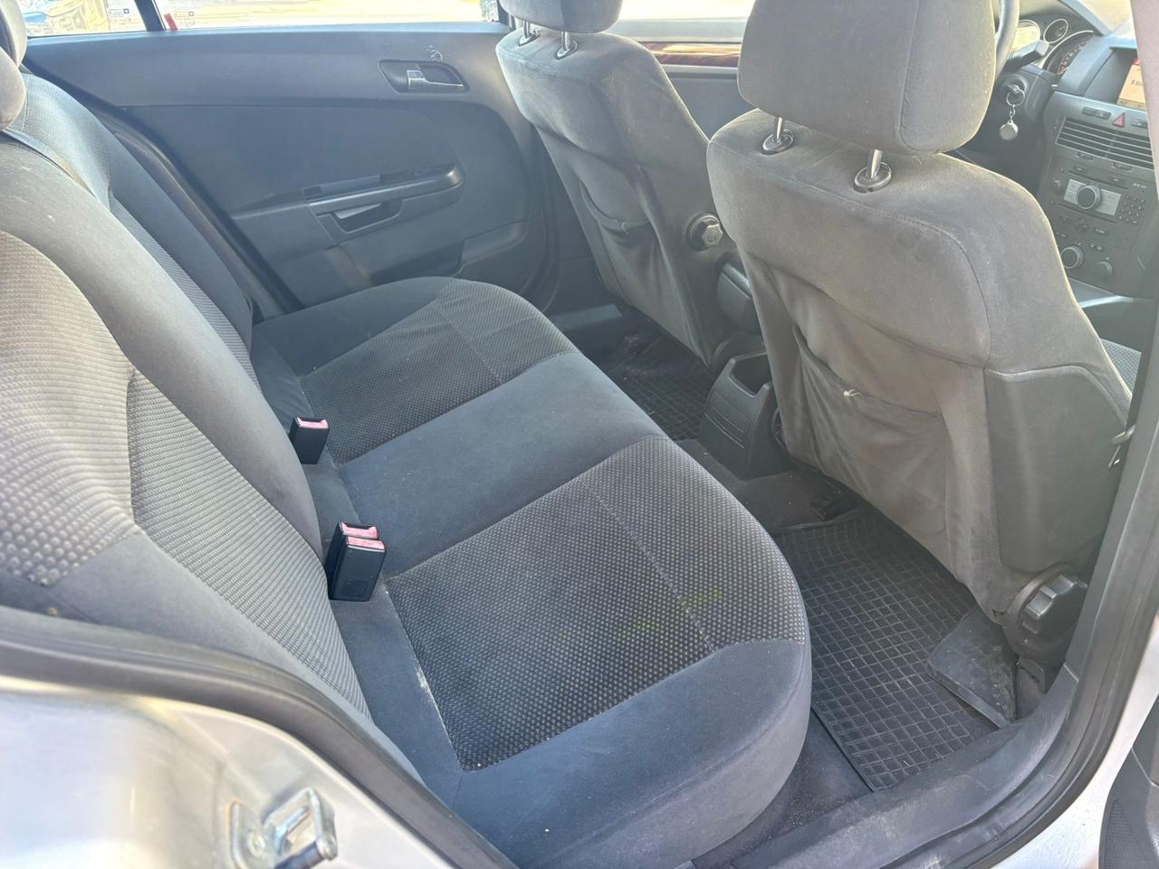 Opel Astra 1.9 16V CDTI 150CV 5 porte Cosmo