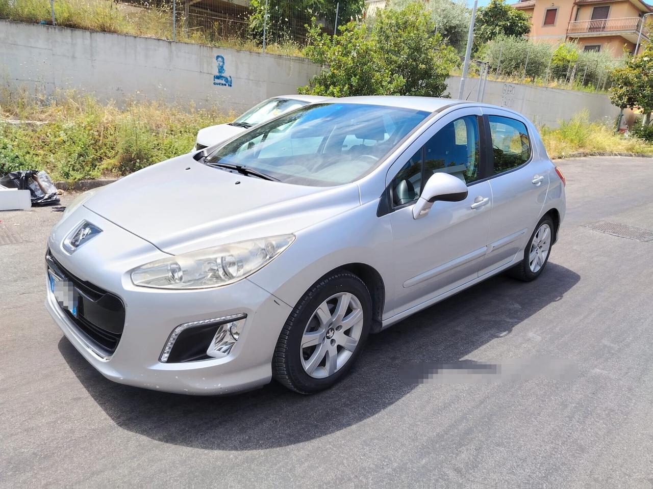 Peugeot 308 1.6 8V e-HDi 112CV Stop&Start 5p. Allure