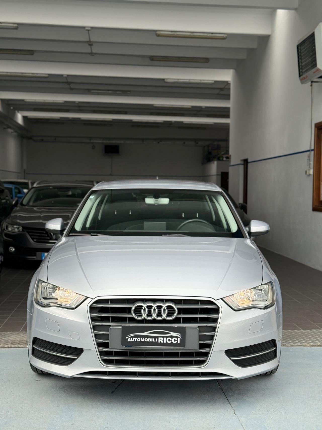 Audi A3 SPB 1.2 TFSI 110 CV Attraction