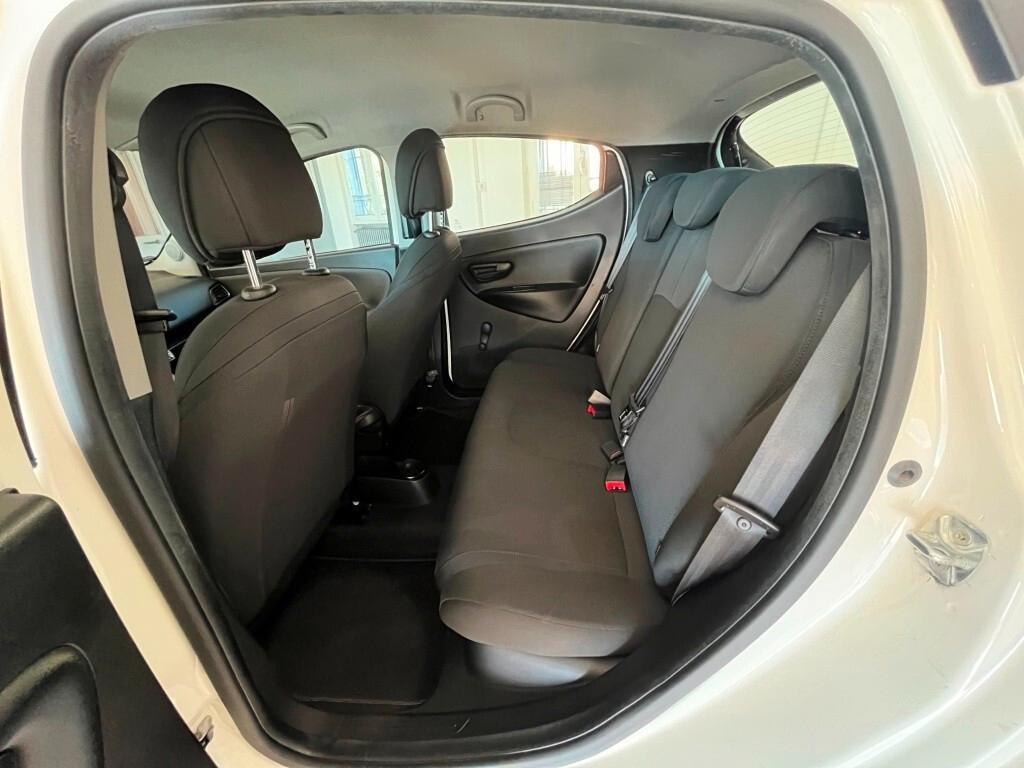 Lancia Ypsilon 1.2 69 Cv 5p Benzina