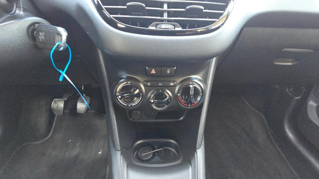 Peugeot 208 / 2017 5P BERLINA MIX BLUEHDI 75CV