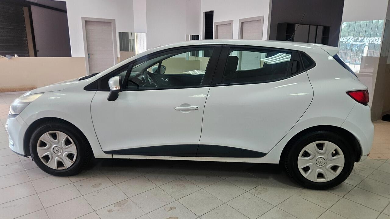Renault Clio dCi 8V 75 CV Start&Stop 5 porte Energy Intens