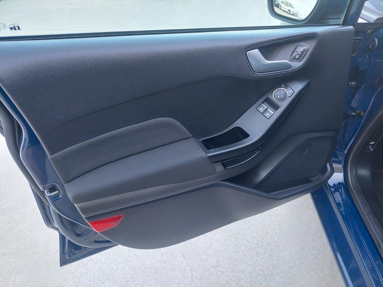 Ford Fiesta 1.5 TDCi 5 porte 6 MARCE 85cv