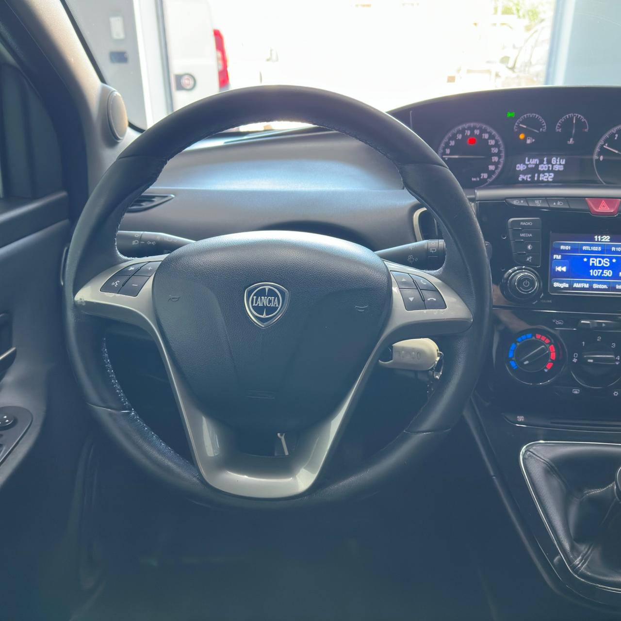 Lancia Ypsilon 1.2 69 CV 5 porte Gold my18