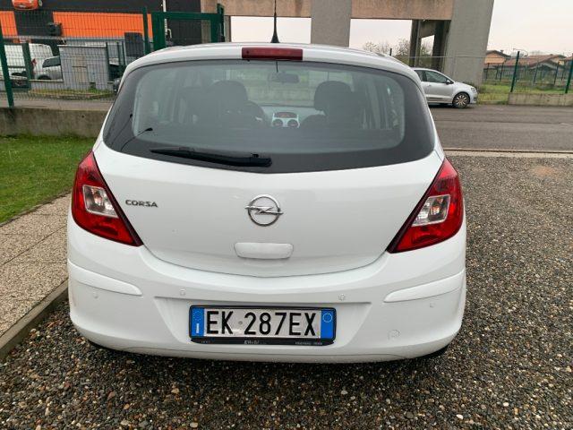 OPEL Corsa 1.2 5 porte COSMO
