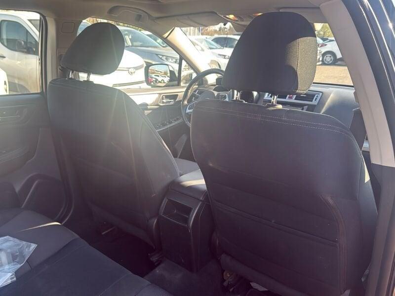 Subaru Outback 2.0D Lineartronic Style