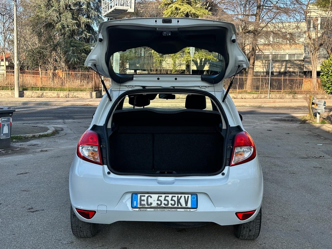Renault Clio 1.2 16V 5 porte GPL Dynamique Neopatentati