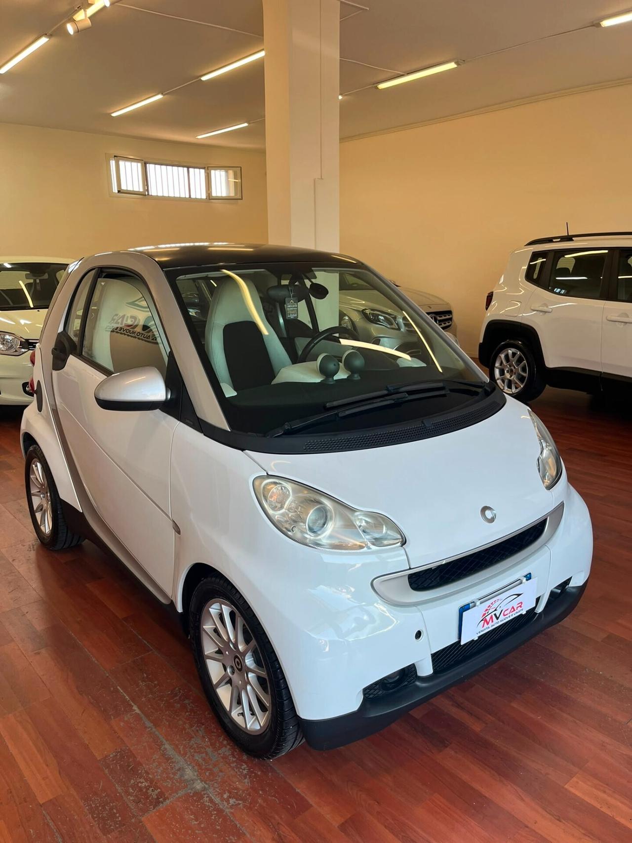 Smart ForTwo 1000 52 kW MHD coupé passion