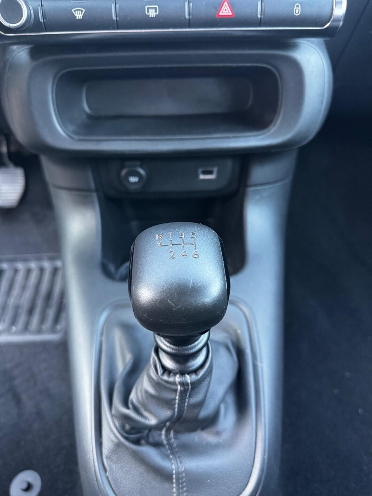C3 BlueHDi 100 S&S Feel Navi Airbump castelletto 8