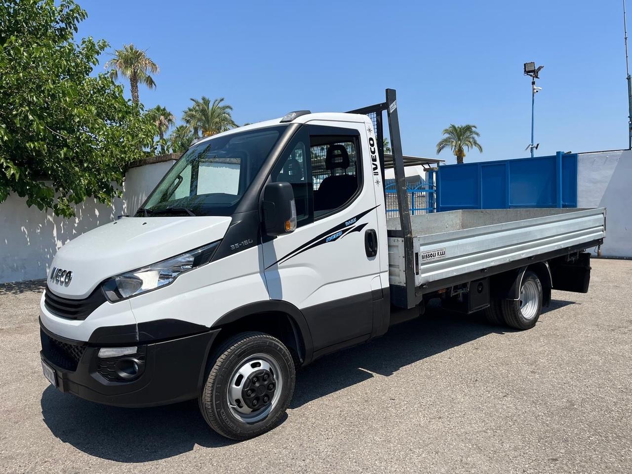 Iveco daily 35-160 -2.3 hpt-cassone fisso -2019
