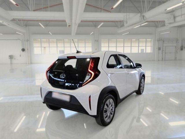 TOYOTA Aygo X 1.0 VVT-i 72 CV 5 porte Active