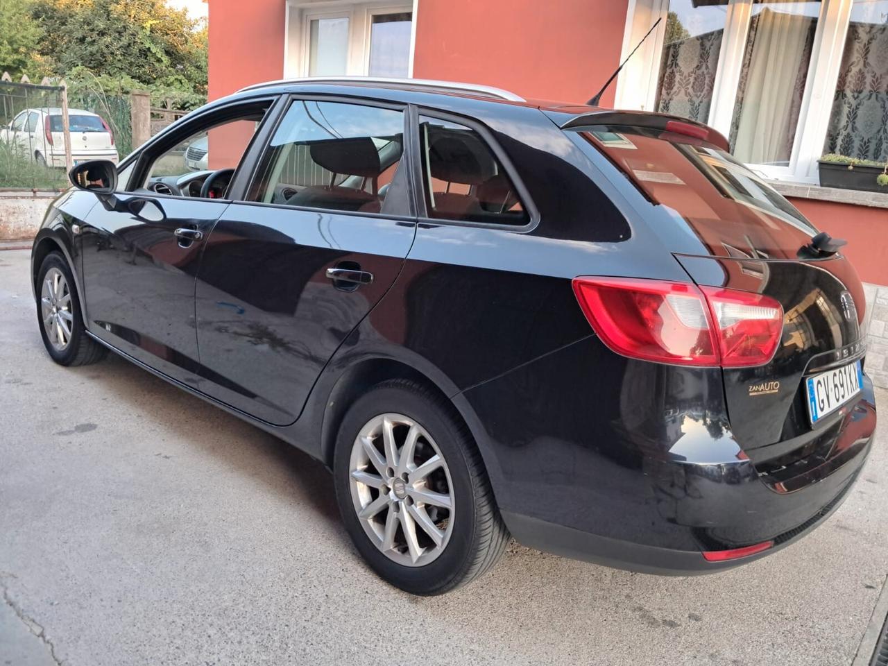 Seat Ibiza 1.4 5 porte Style gpl valido neopatentati