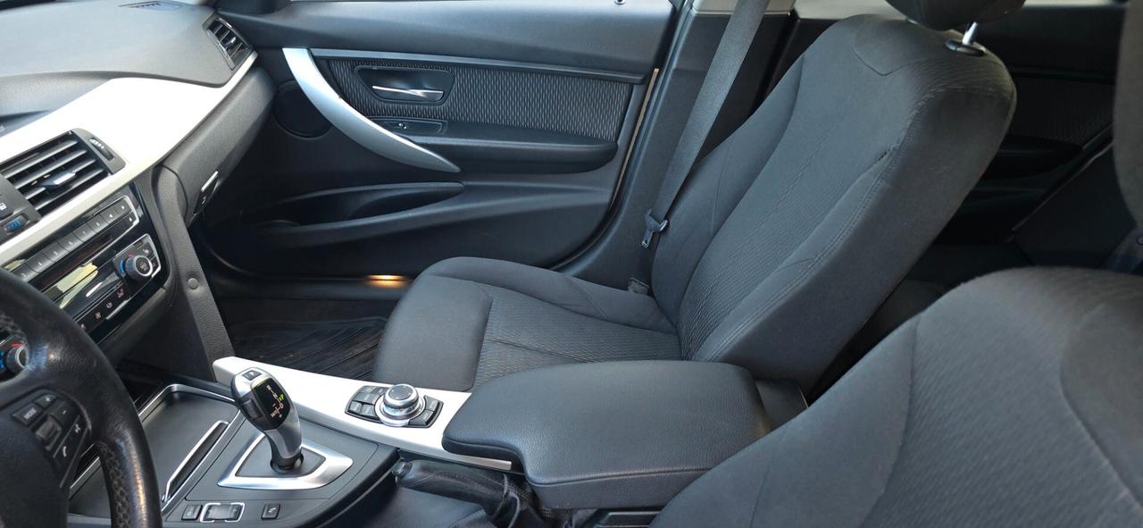 Bmw 318 318d xDrive Touring Business Advantage