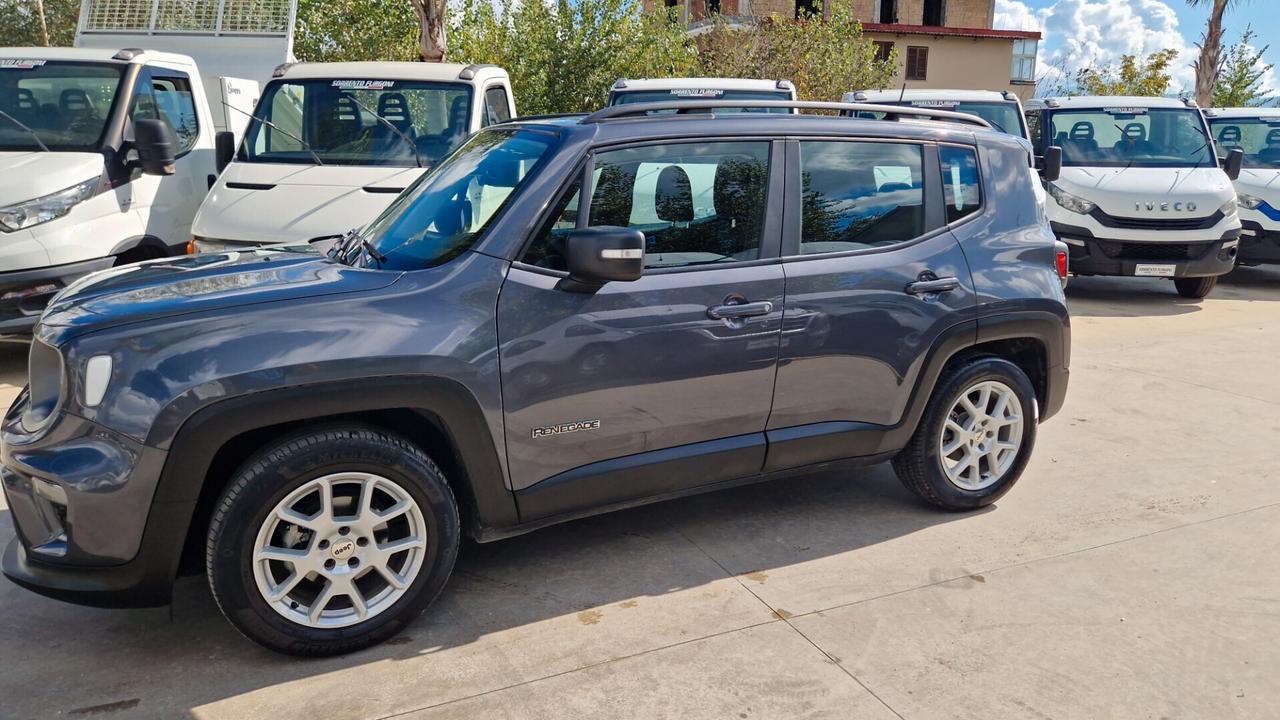 Jeep Renegade 1.6 Mjt 130 CV Limited-solo 17.000 km