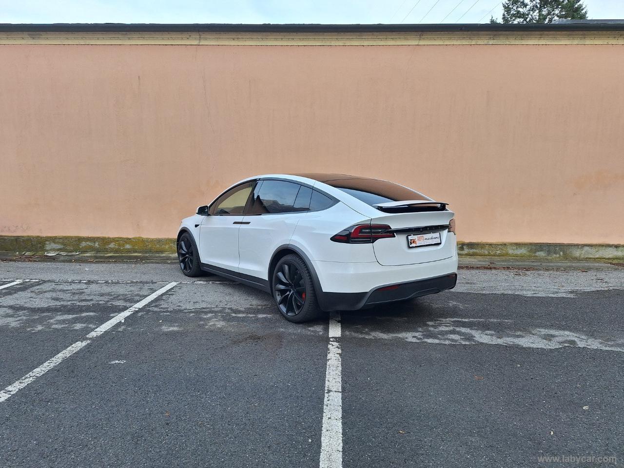 TESLA Model X All-Wheel Drive 4X4 YOKE ALI GABBIANO