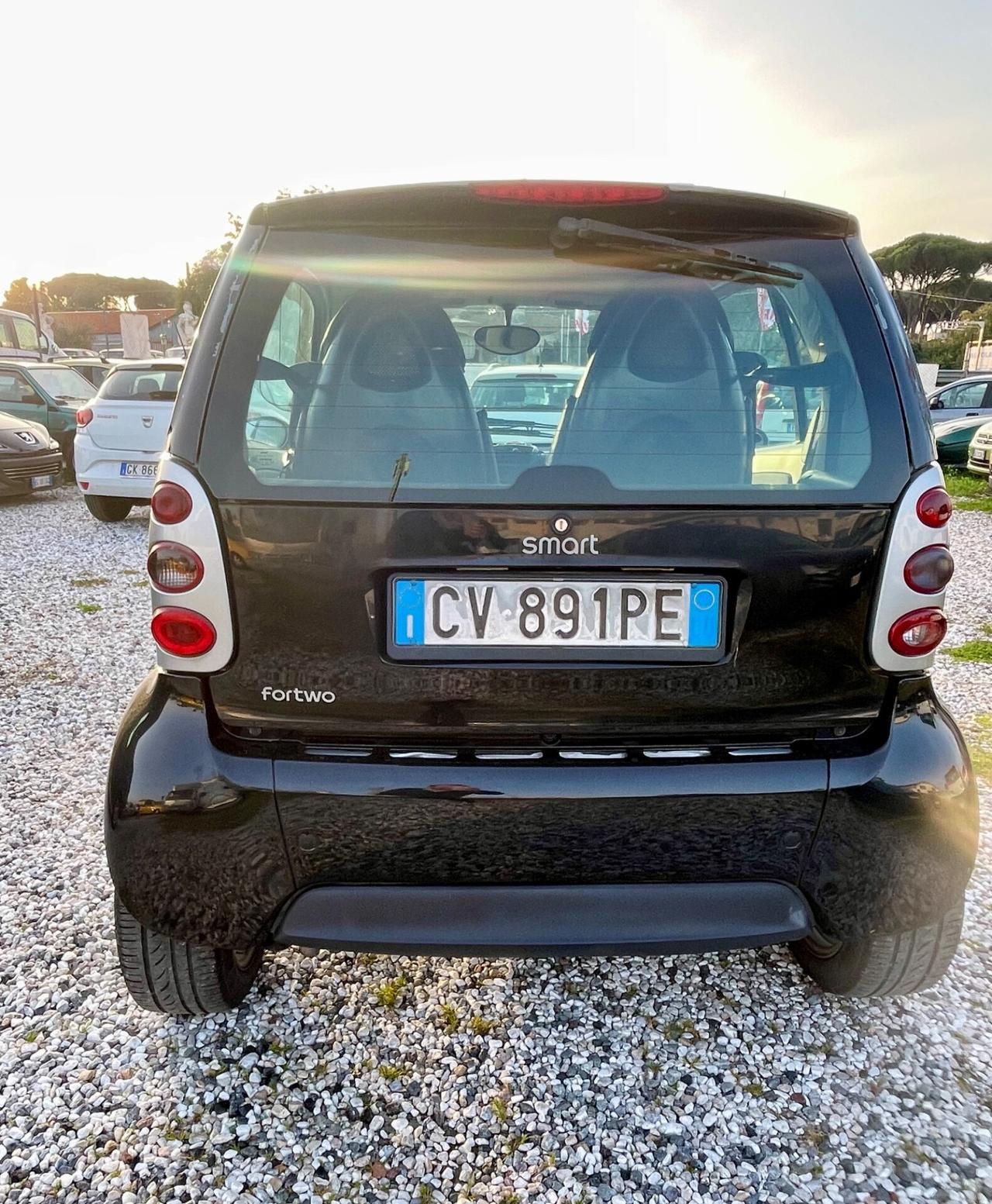 Smart ForTwo 700 coupé pure (45 kW)
