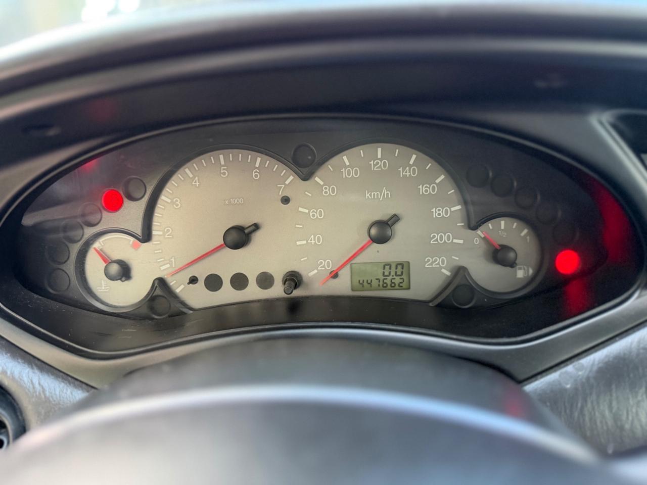 Ford Focus 1.8 TDDi cat SW Ghia