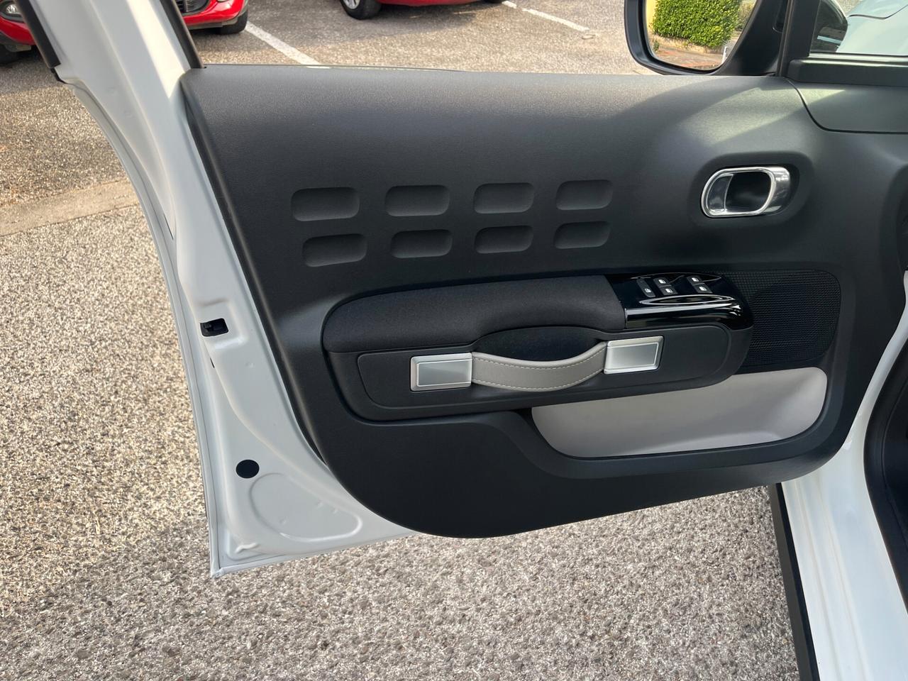 Citroen C3 PureTech 82 S&S Shine