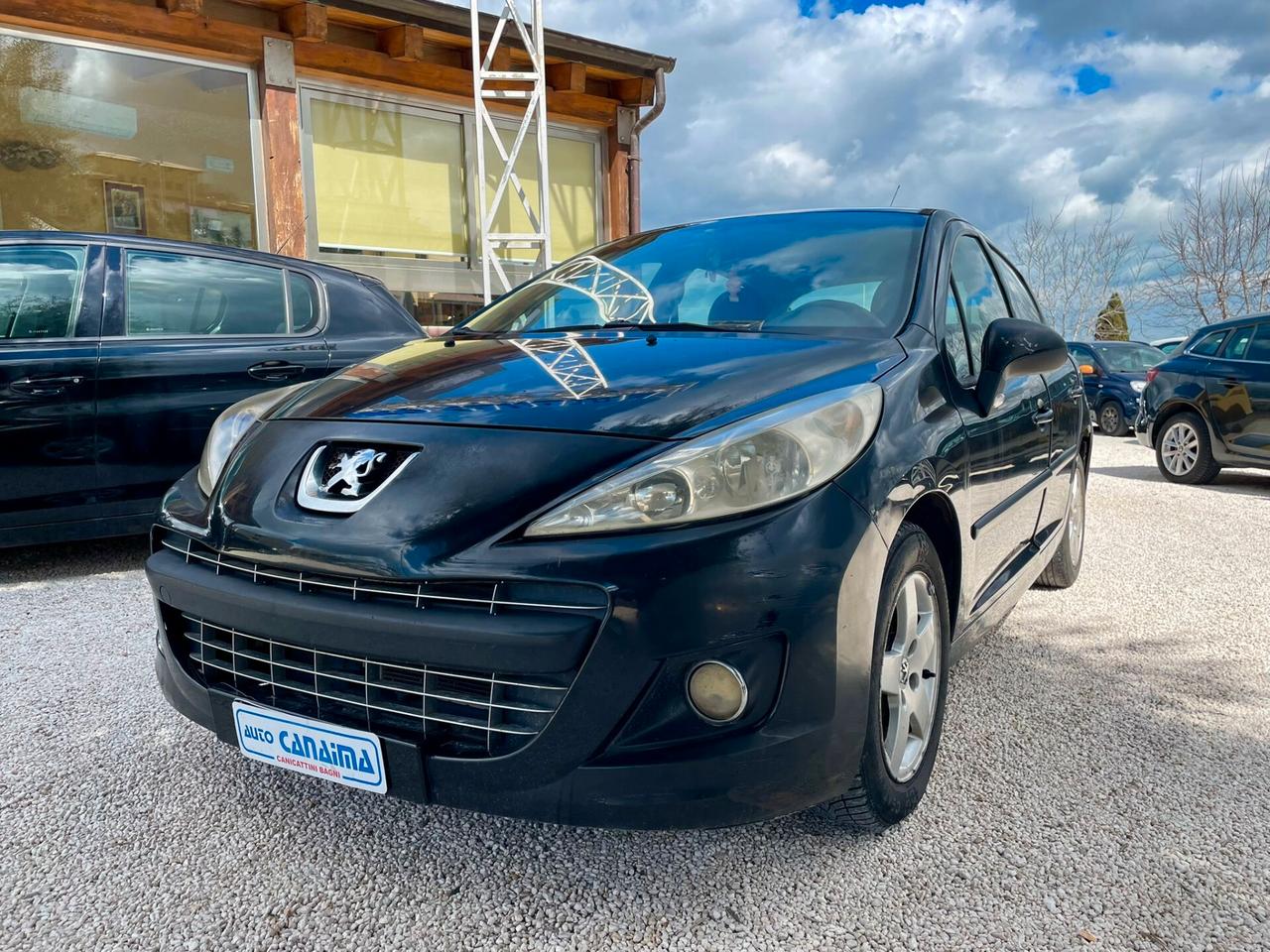 PEUGEOT 207 1.4 HDI - 2011