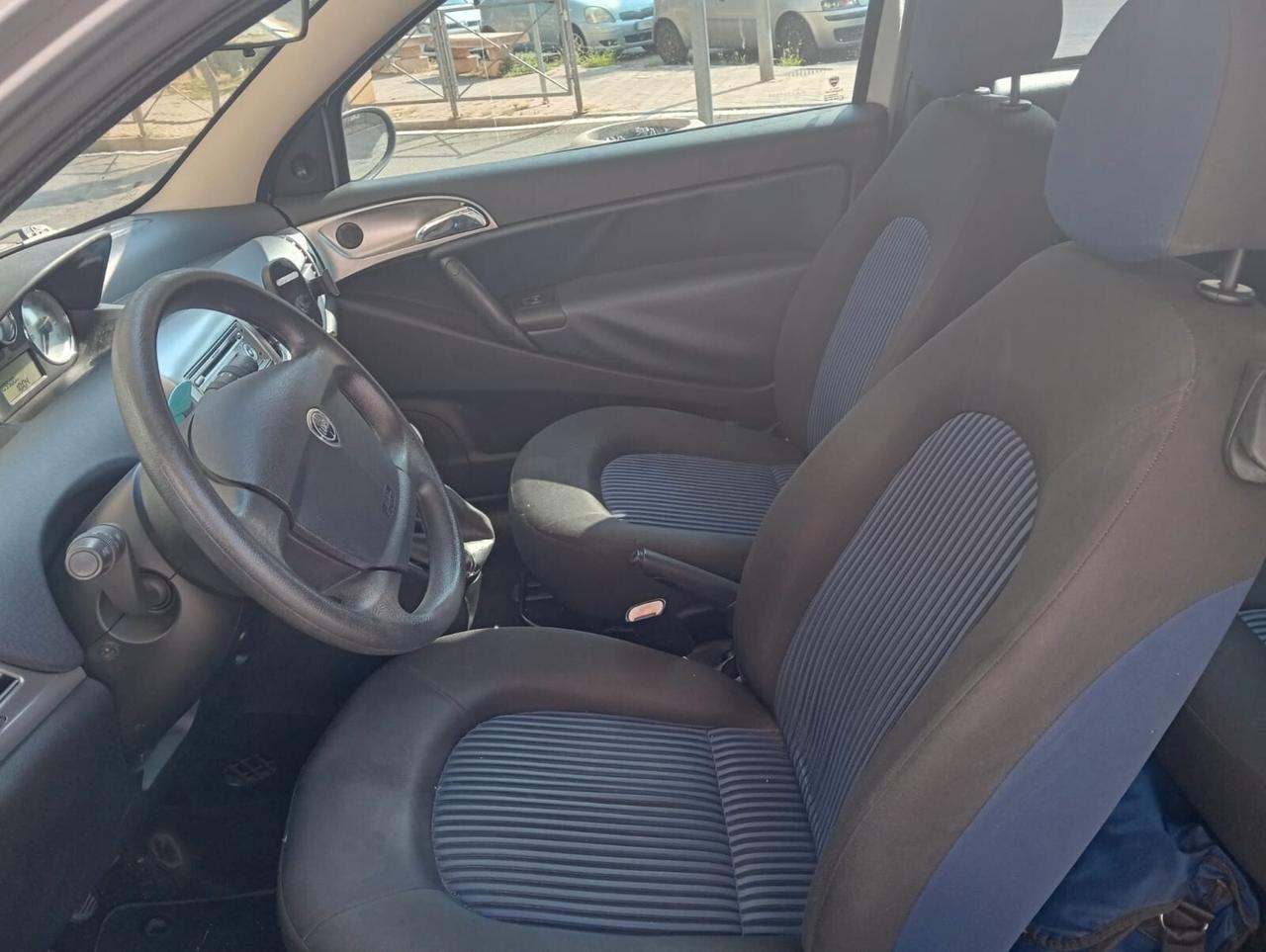 Lancia Ypsilon 1.2 60 CV
