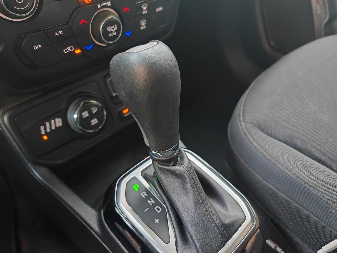 Jeep Renegade 1.3 T4 190CV PHEV 4xe AT6 Business Plus