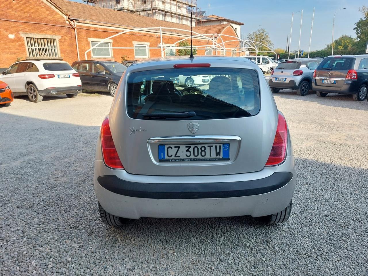 Lancia Ypsilon 1.2 16V UNICO PROPRIETARIO OK NEOPATENTATI