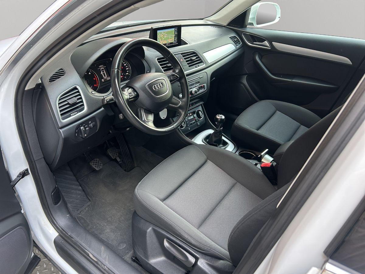 AUDI - Q3 - 2.0 TDI 120 CV Sport NAVI