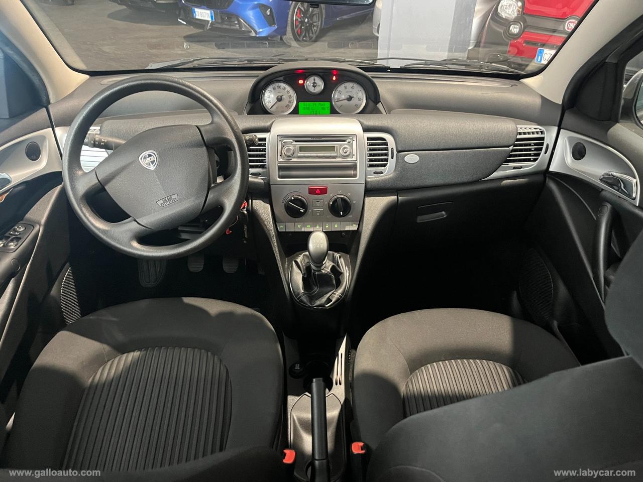 LANCIA Ypsilon 1.2 69 CV Diva