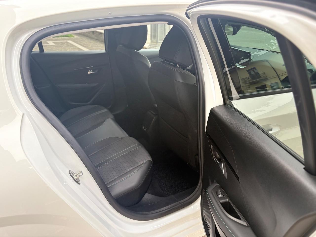 Peugeot 208 PureTech 100 CV EAT8 5P Allure FULL/LED