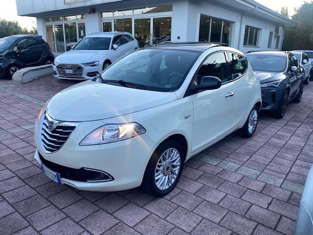 Lancia Ypsilon 1.2 69 CV 5 porte Gold