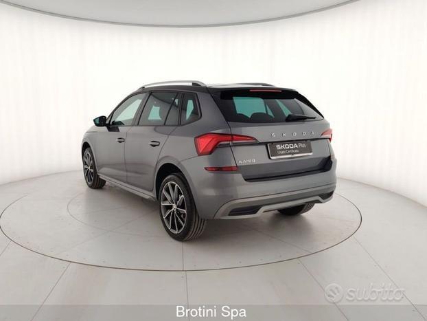Skoda Kamiq 1.0 TSI 110 CV Dark Shade