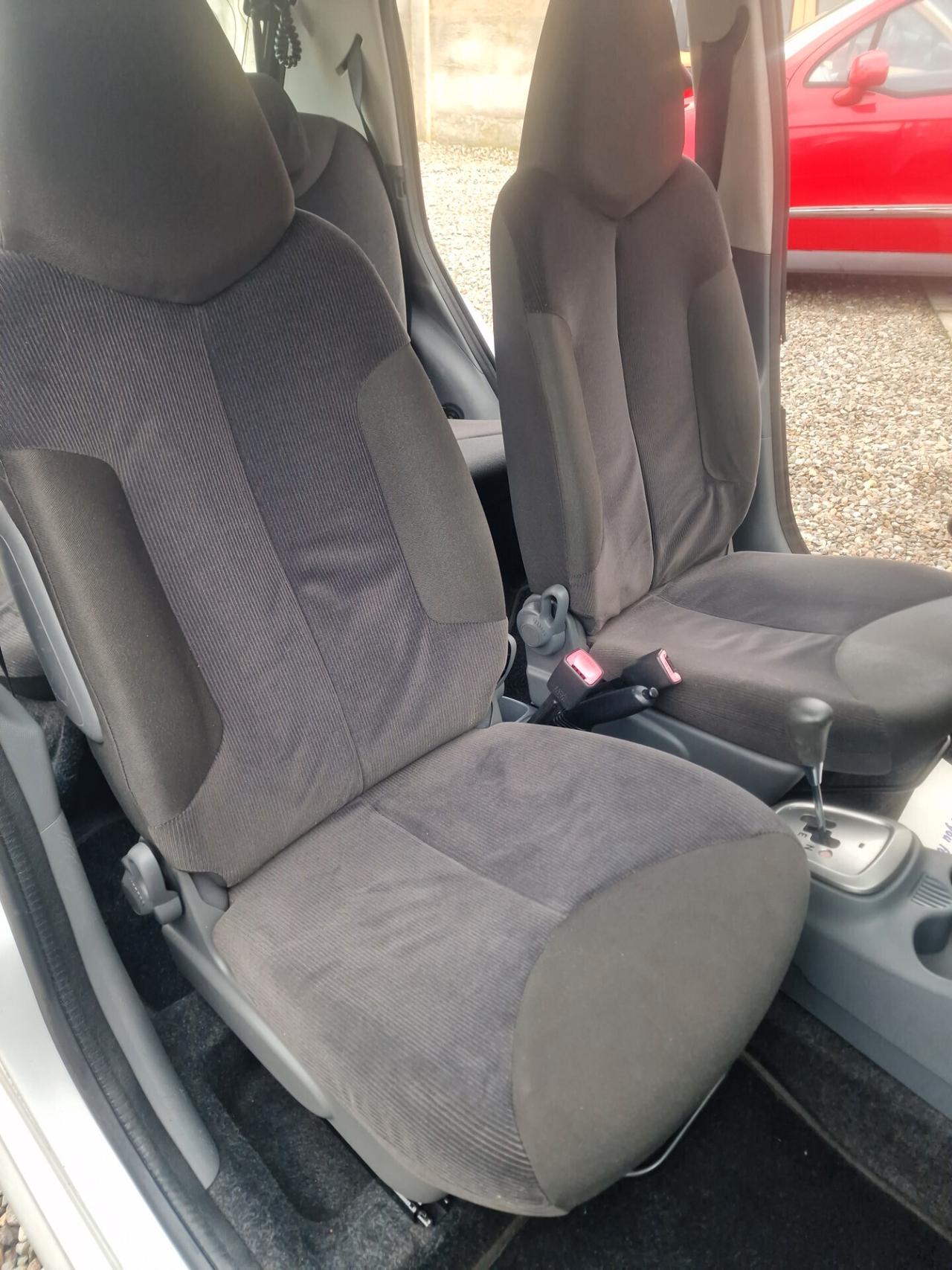 Peugeot 107 1.0 68CV 5p. Plaisir 2Tronic