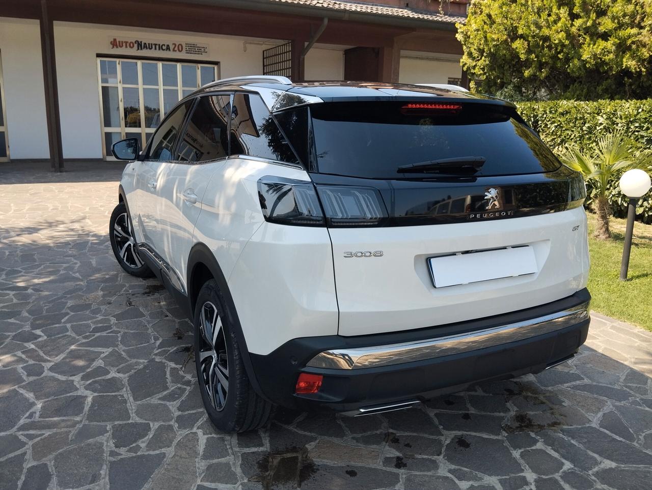 Peugeot 3008 BlueHDi 130 S&S EAT8 GT