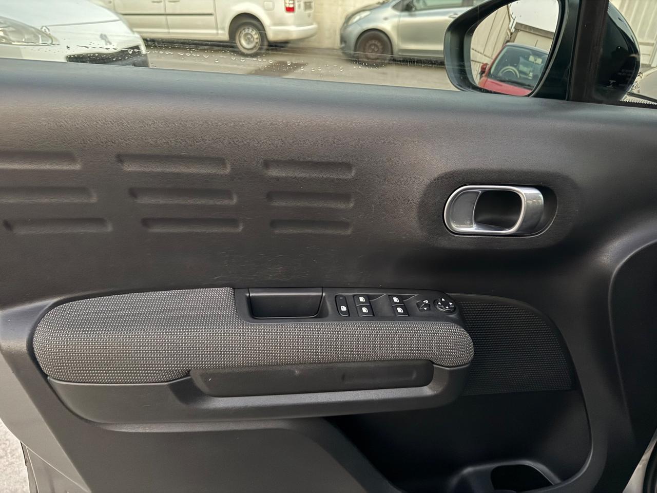 Citroen C3 Aircross BlueHDi 100 Shine