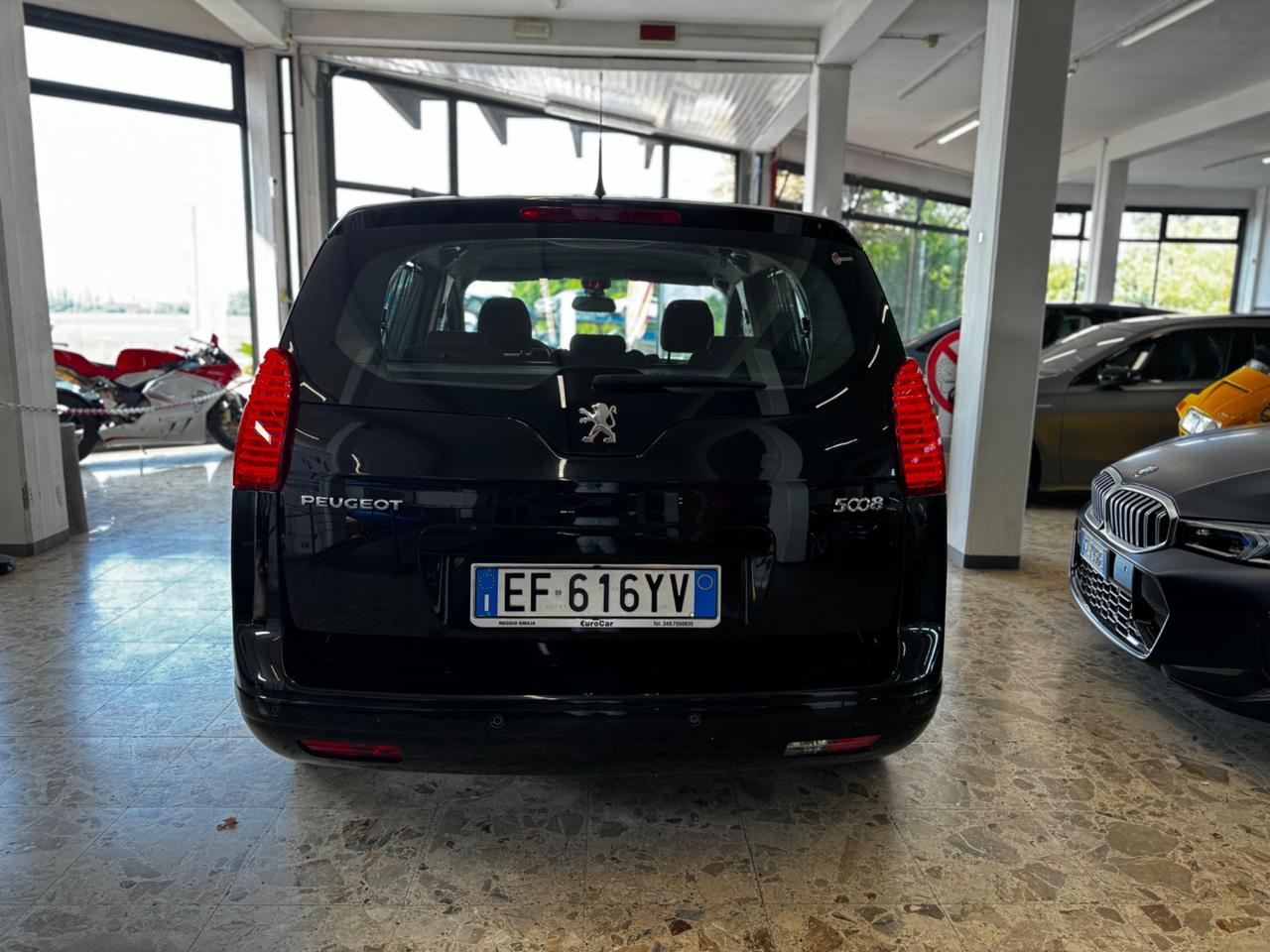 Peugeot 5008 1.6 HDi 112CV Premium 03/2011 Euro 5