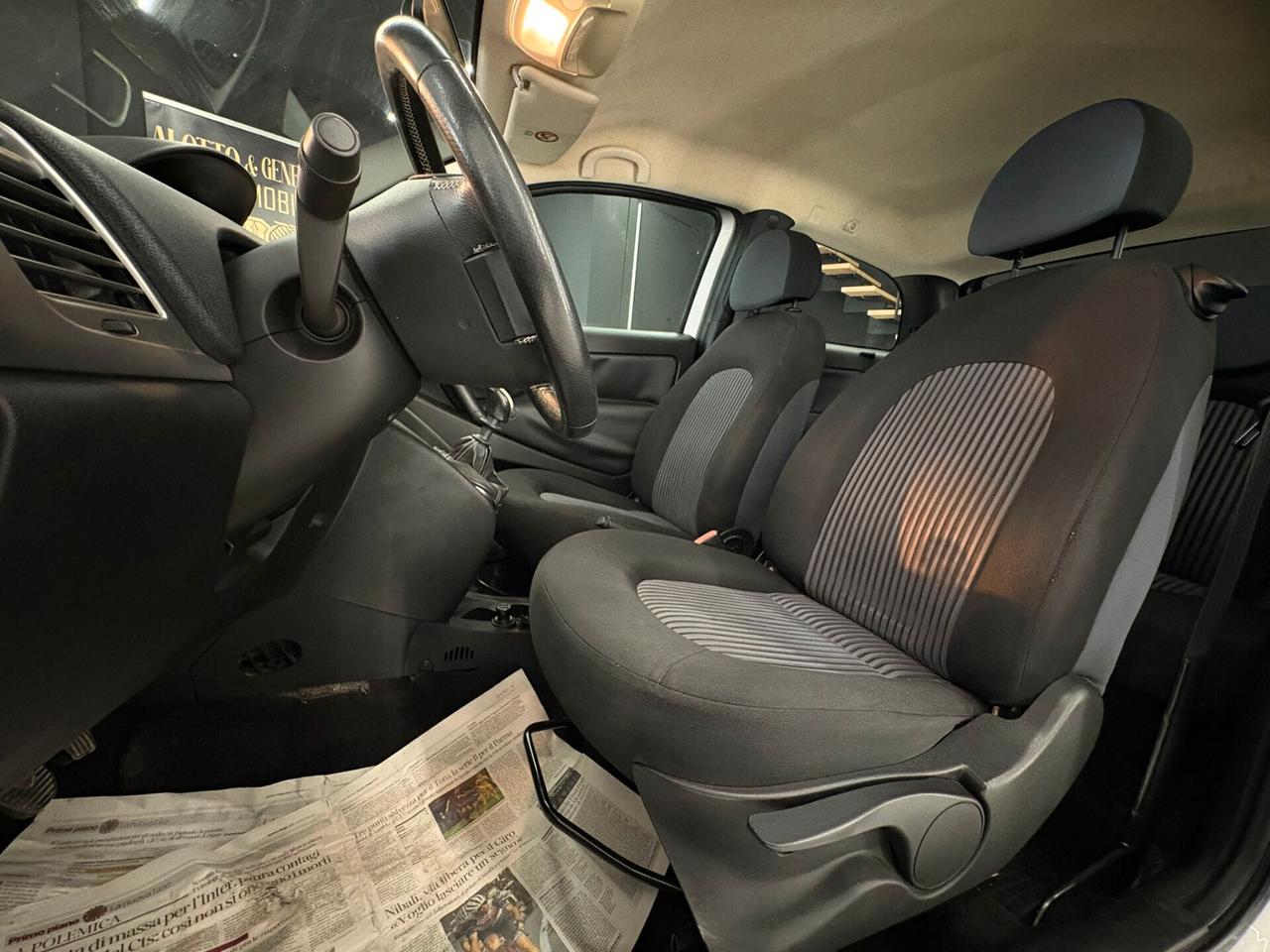 Lancia Ypsilon 1.2 Argento