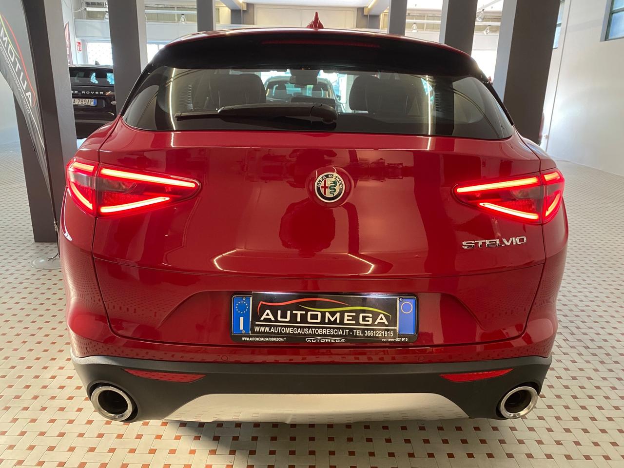 Alfa Romeo Stelvio 2.2 Versione "Rosso Edizione" Aziendale
