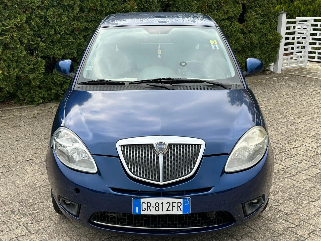Lancia Ypsilon 1.4 Platino