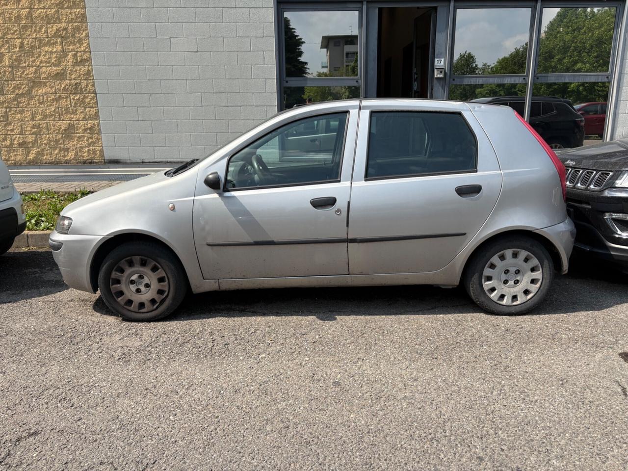 Fiat Punto 1.2i cat 5 porte EL