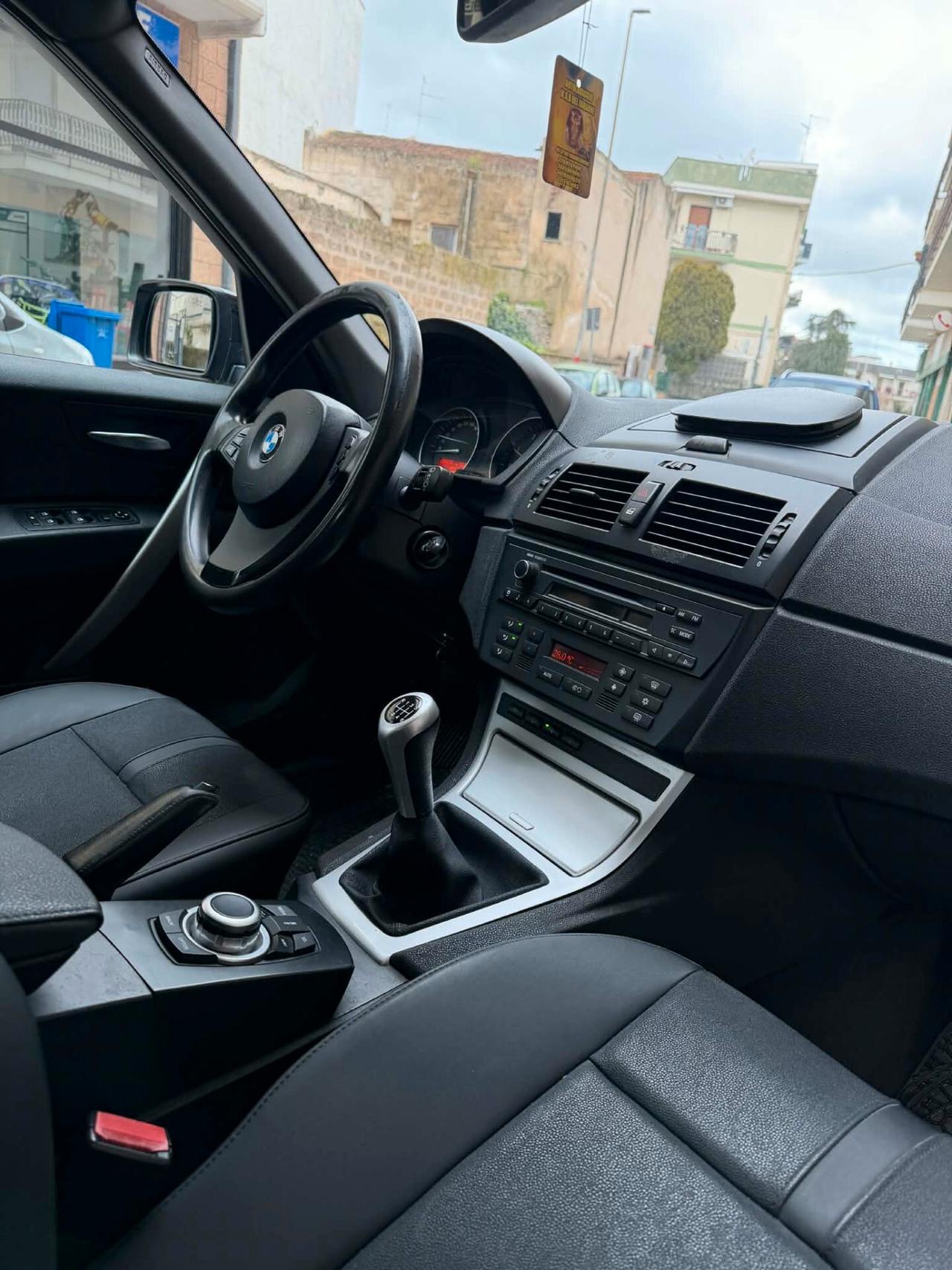 Bmw X3 2.0d cat Futura