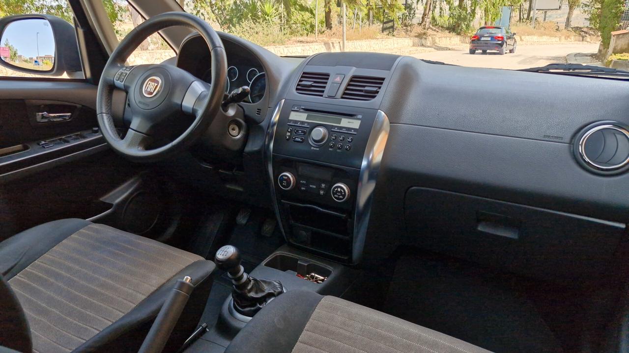 Fiat Sedici 2.0 MJT 16V DPF 4x4 Emotion