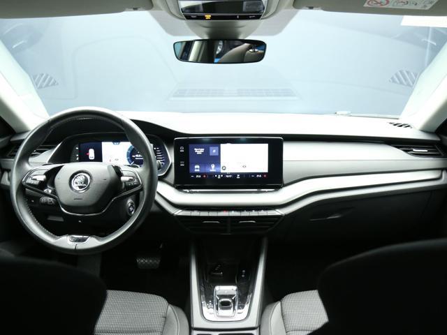 SKODA Octavia 2.0 TDI 116CV DSG Wagon Executive