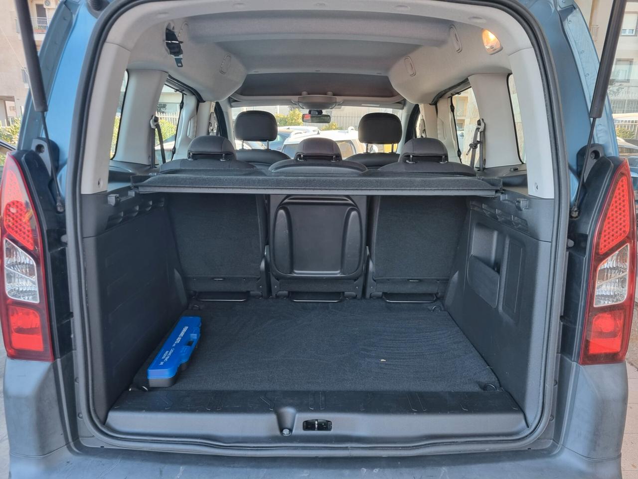 Peugeot Partner Tepee 1.6 HDi 92CV Outdoor