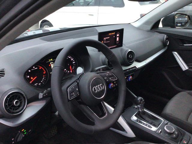 AUDI Q2 30 TDI S tronic Identity Black