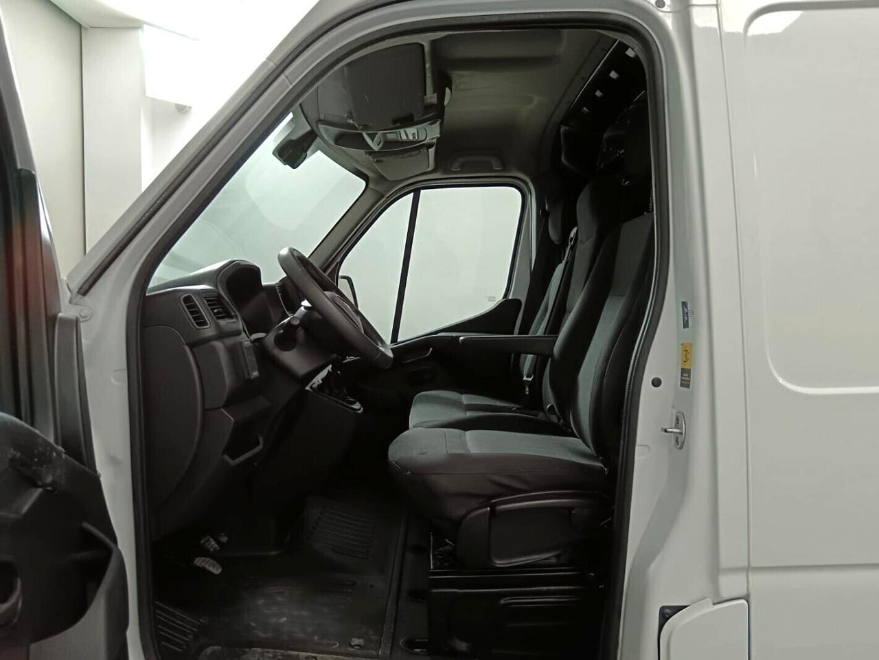 RENAULT MASTER 2.3