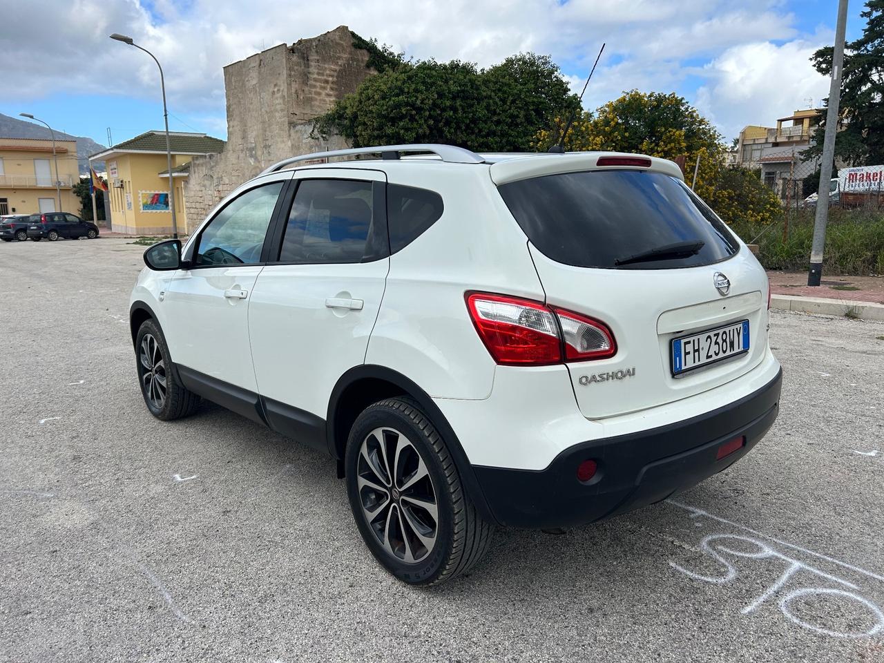 Nissan Qashqai 2.0 dCi DPF Tekna